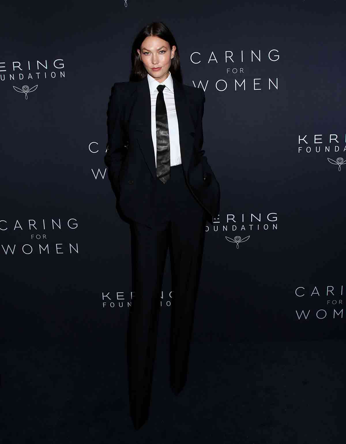 Karlie Kloss en la gala Caring for Woman
