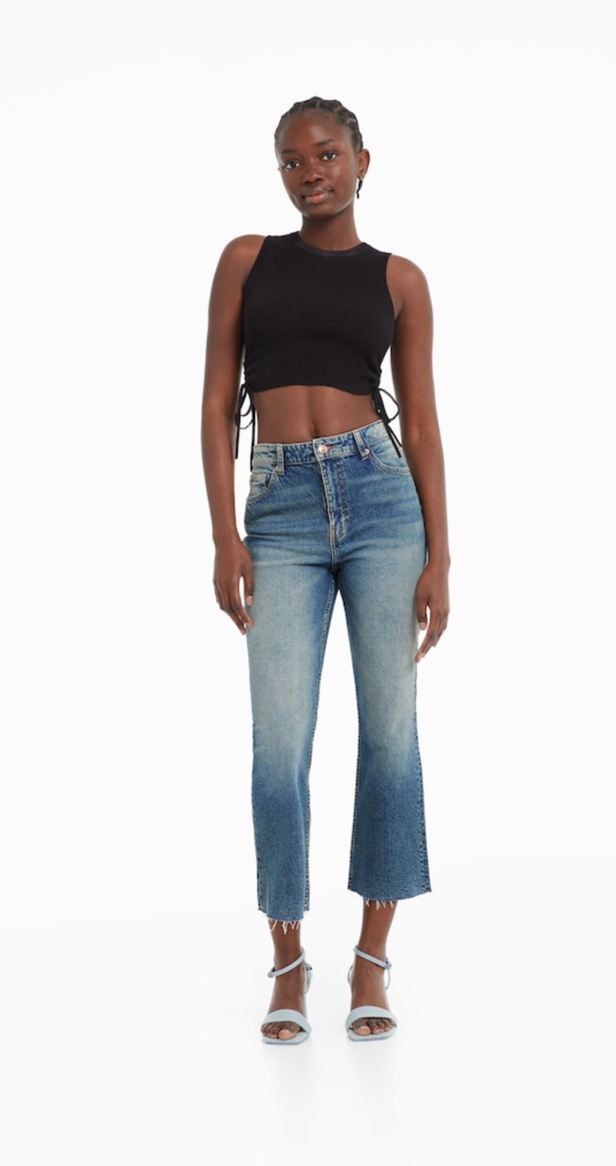 Jeans cropped flare de Bershka