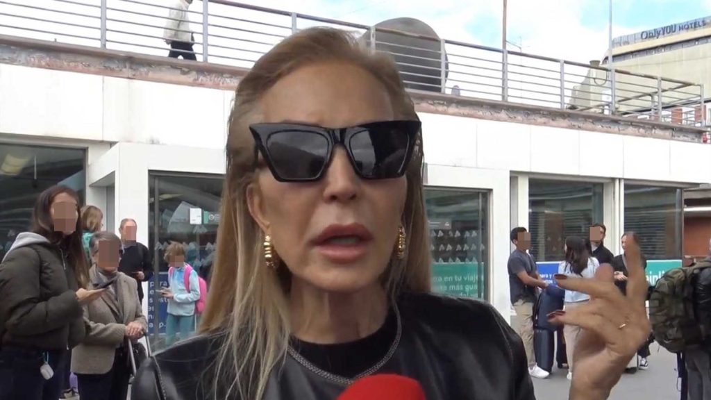 Carmen Lomana arremete contra Pilar Vidal: "Hemos perdido una gran actriz"