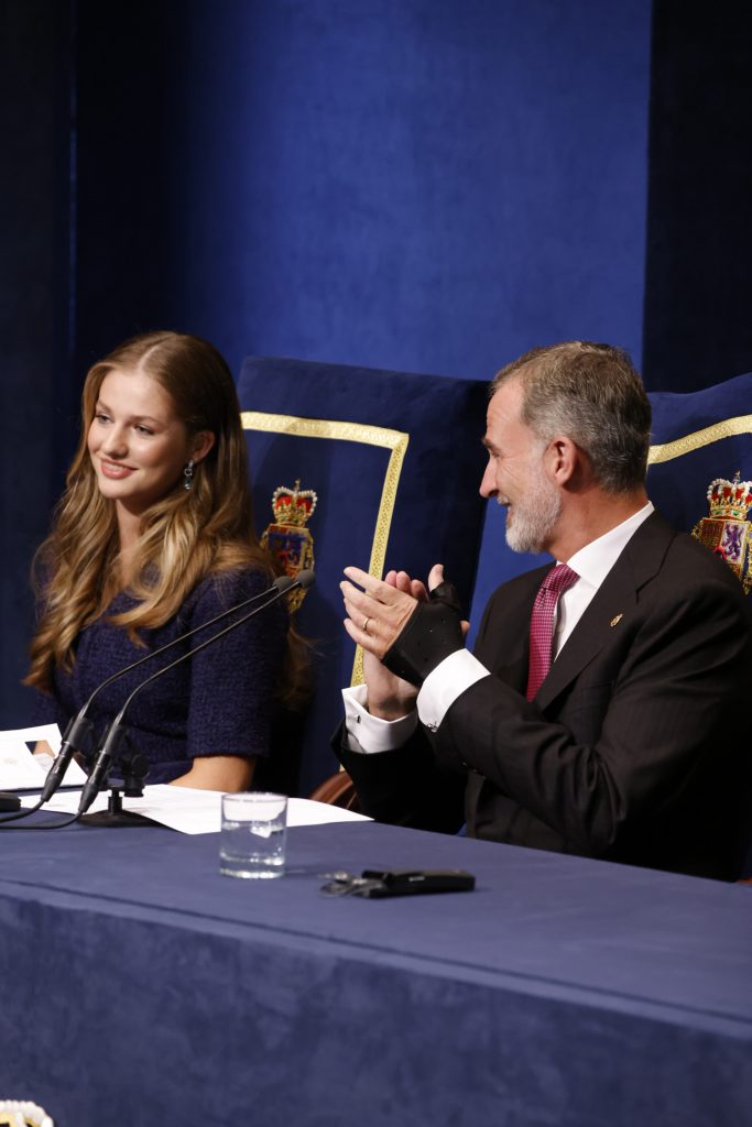 La Princesa Leonor y el Rey Felipe en los Premios Princesa de Asturias 2023.