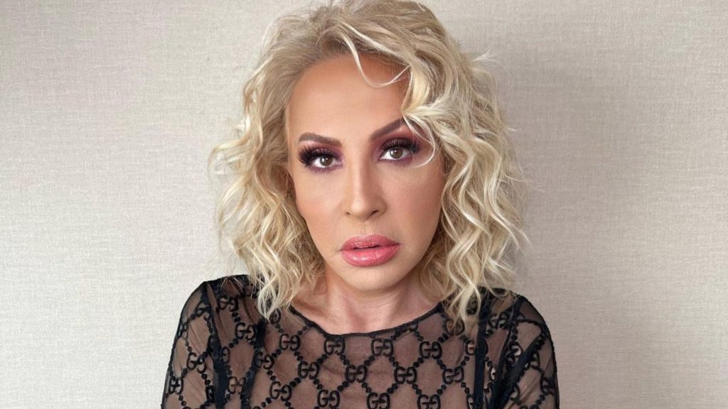 La casa de Laura Bozzo ('GH VIP 8') en Acapulco, destrozada por el huracán Otis