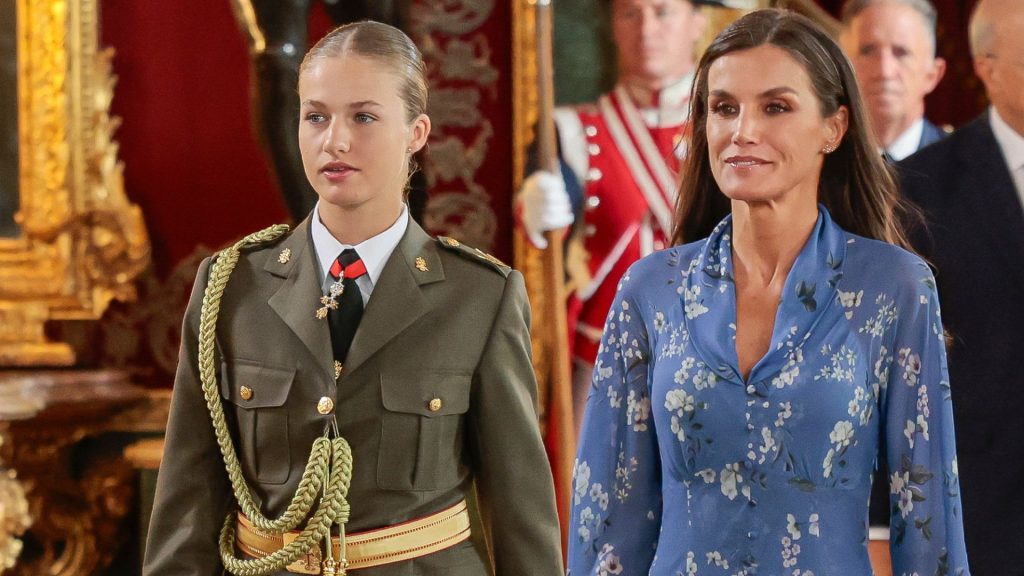 La Reina Letizia y la princesa Leonor protagonizan una divertida anécdota en la recepción de Palacio Real