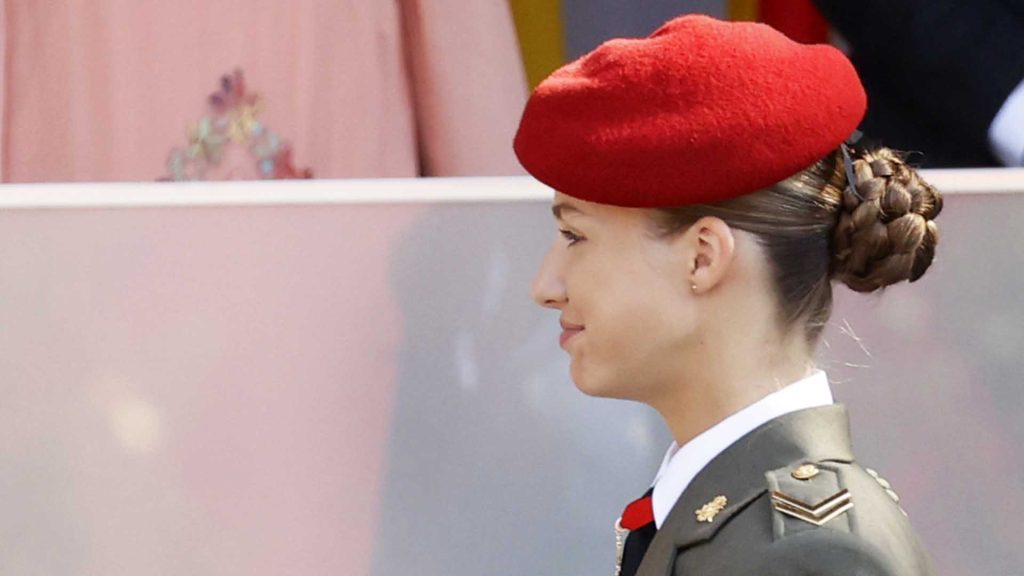 La prensa extranjera se rinde ante la Princesa Leonor tras el 12 de octubre