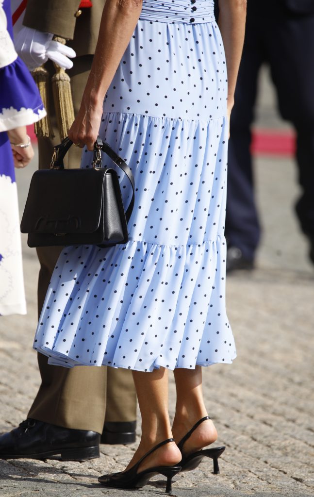 Reina Letizia jura bandera Leonor 