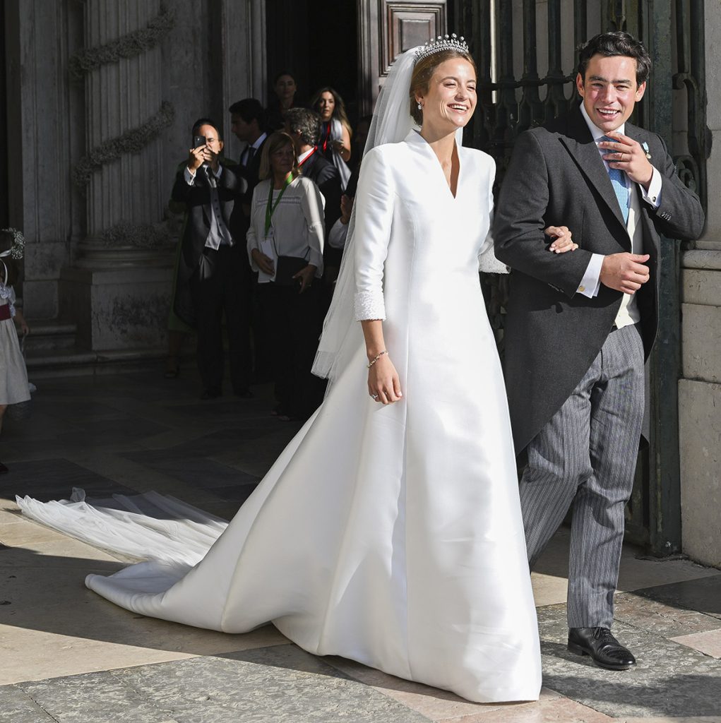 María Francisca de Portugal, del brazo de su flamante marido, el abogado Duarte de Sousa Araújo