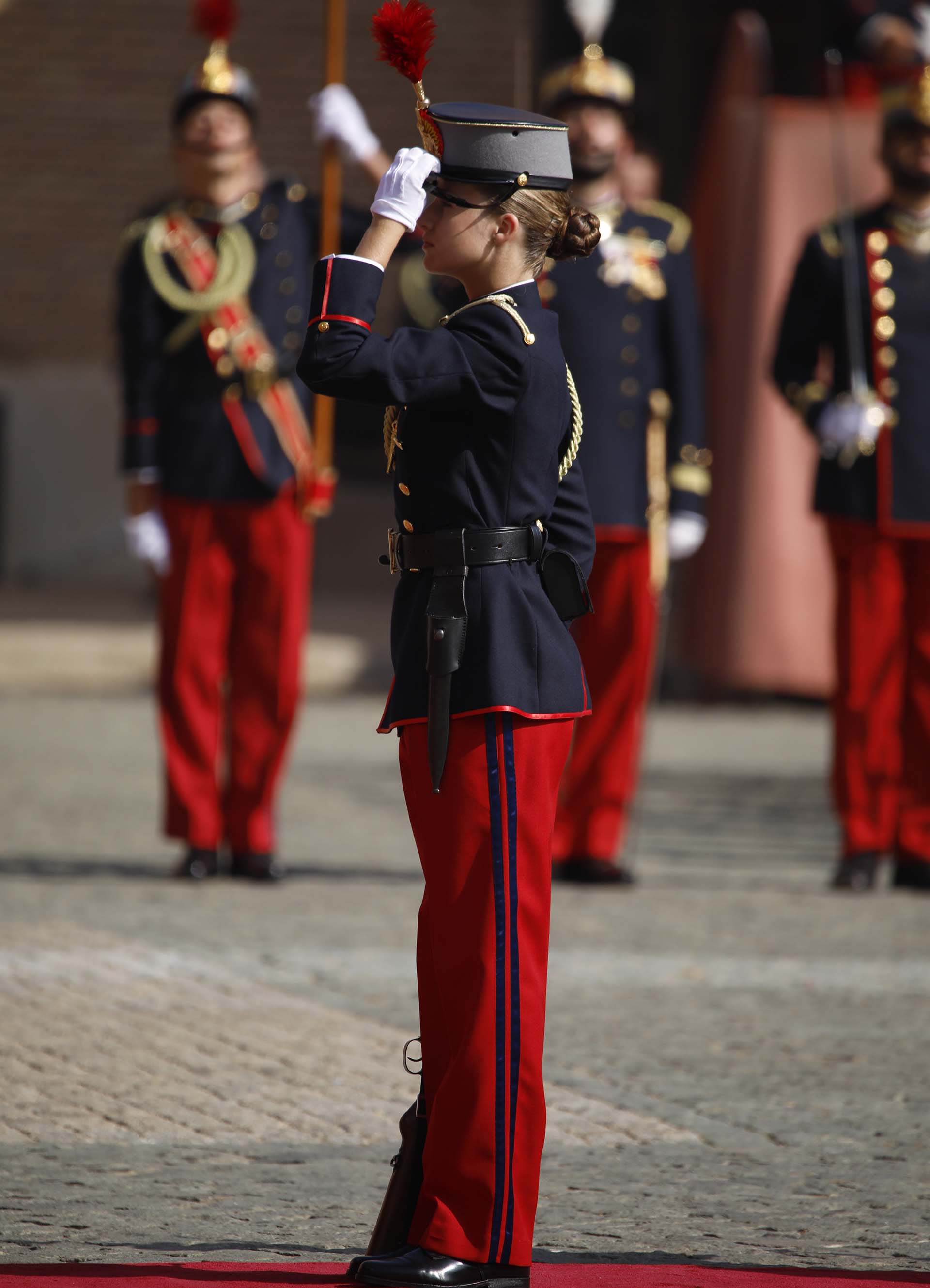 La Princesa Leonor durante su Jura de Bandera en la Academia Militar de Zaragoza.