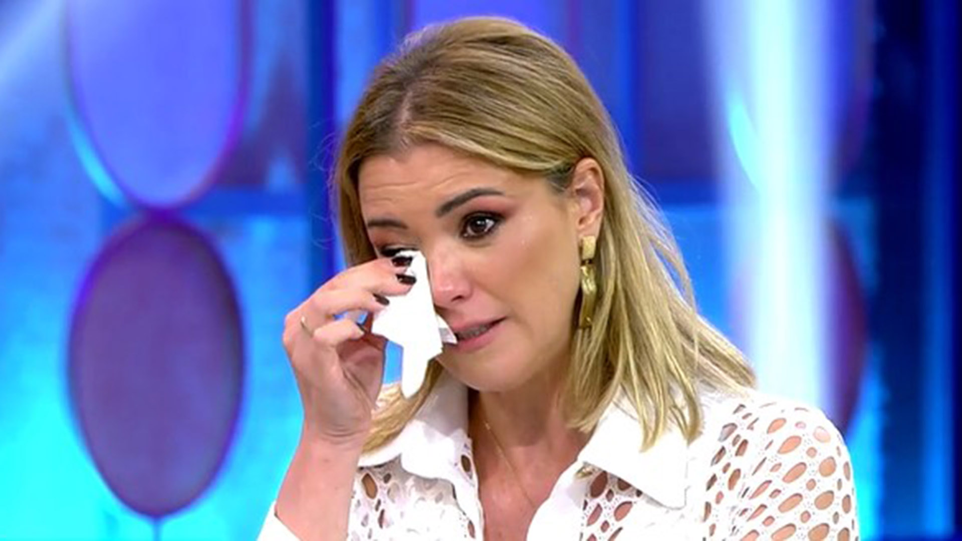 María Jesús Ruiz llora en el plató de 'Fiesta'