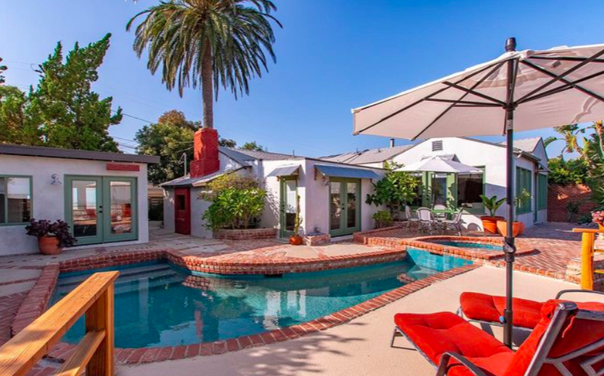 La casa de Jennifer Aniston a la venta: foto de la piscina