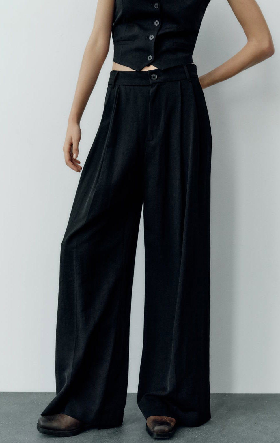 pantalones negros zara