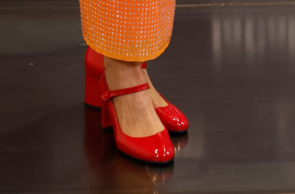 Ana Obregón con zapatos estilo 'Mary Jane.