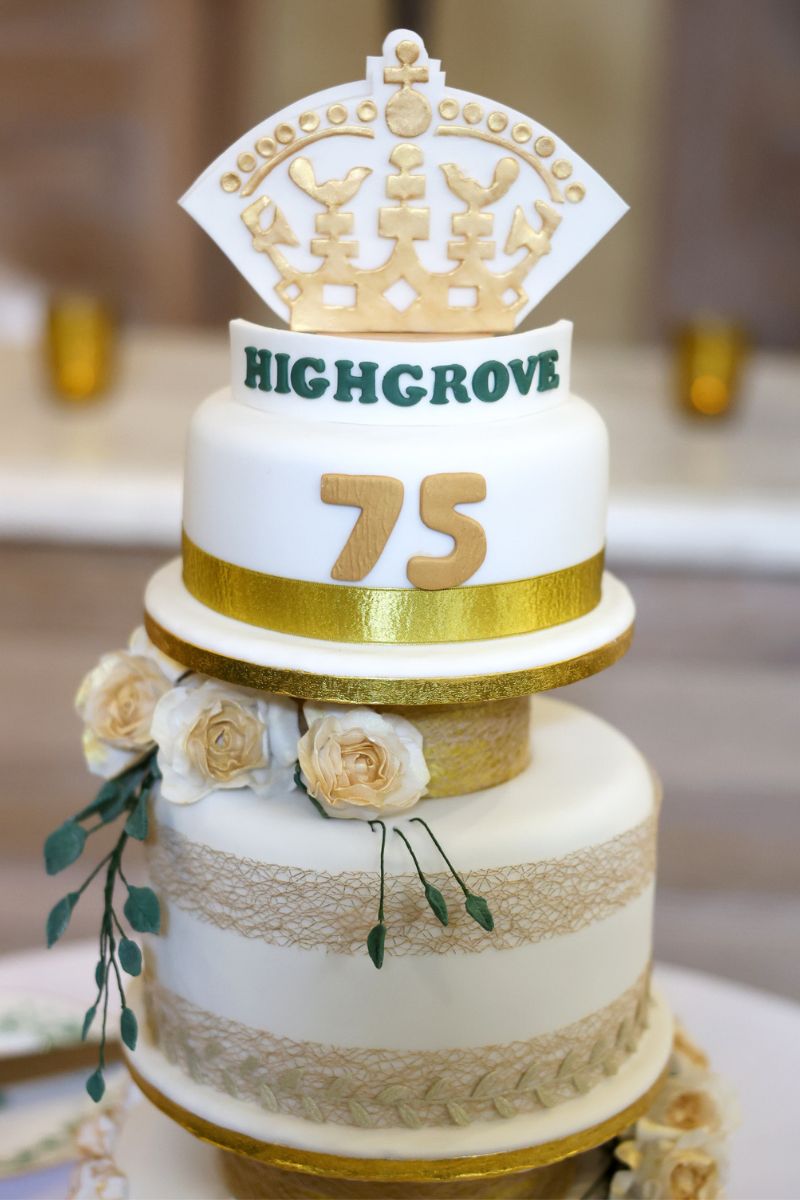 La espectacular tarta con la que han agasajado a Carlos III por su cumpleaños