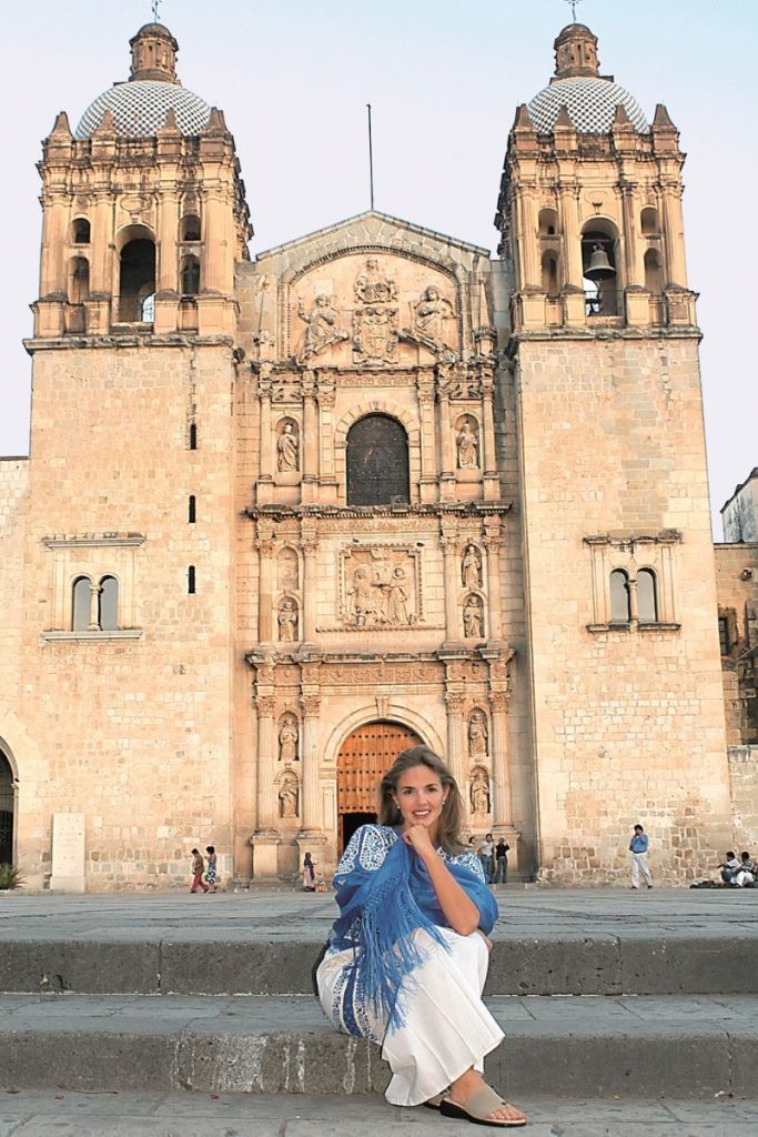 Genoveva Casanova en Oaxaca durante el primer reportaje que hizo para revista SEMANA en 2005