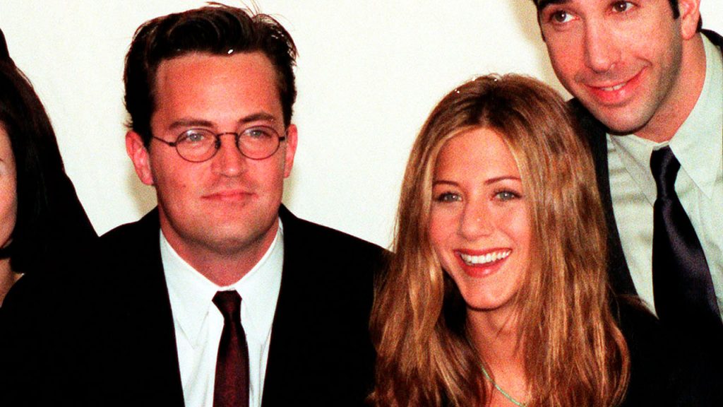 Jennifer Aniston y su emotivo adiós a Mathew Perry, del que se desconocen aún las causas de su muerte