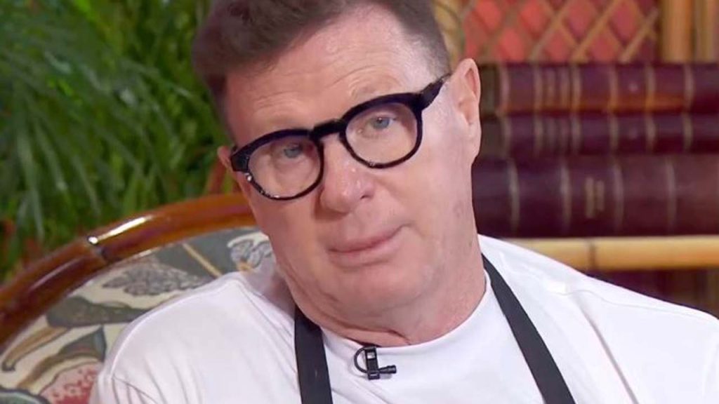 Jorge Cadaval ha sido muy aplaudido en las redes sociales durante su participación en MasterChef. En la imagen aparece serio y con sus características gafas de ver