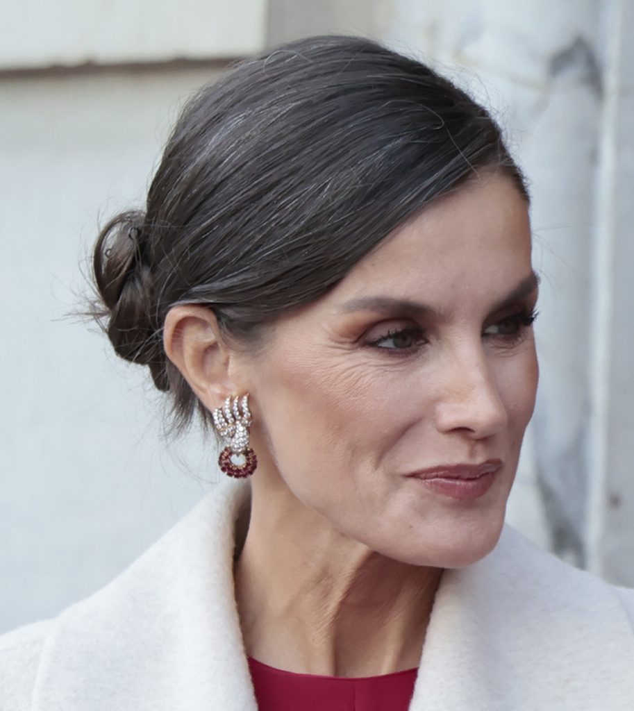 La Reina Letizia, con pendientes de rubíes de Doña Sofía