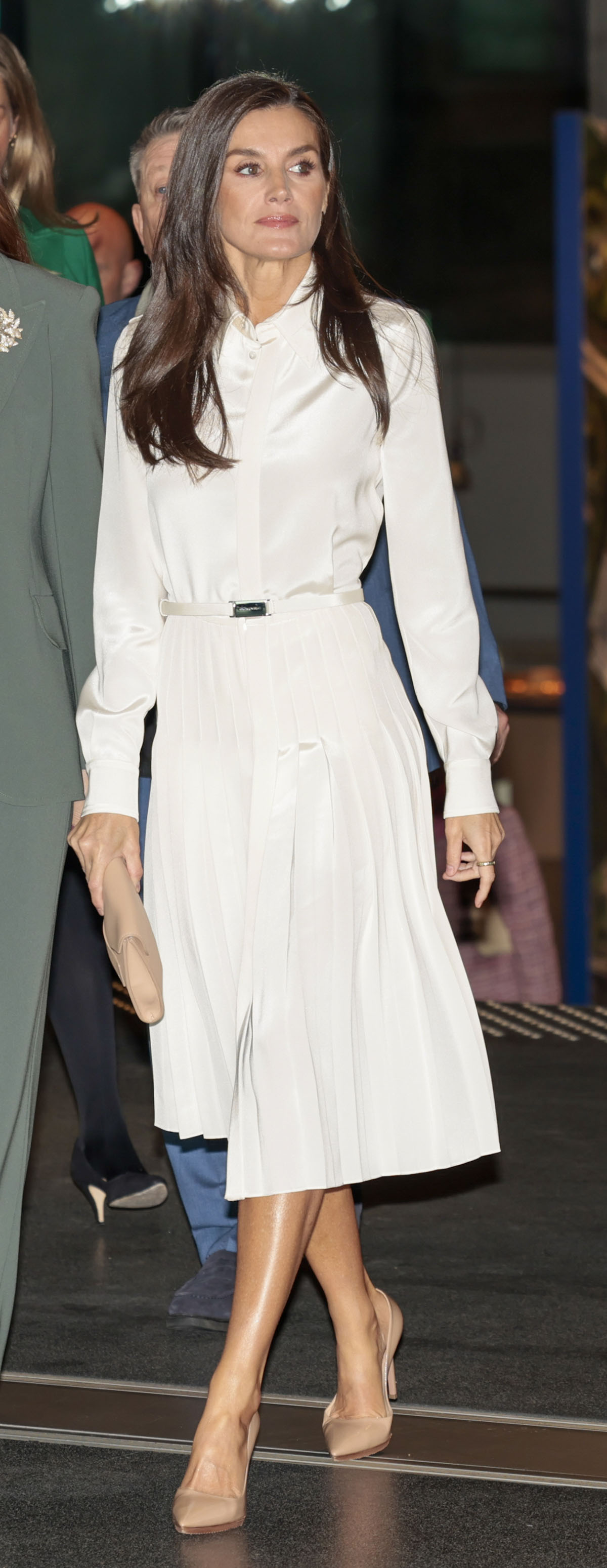 La Reina Letizia, con vestido plisado de Carolina Herrera en Dinamarca