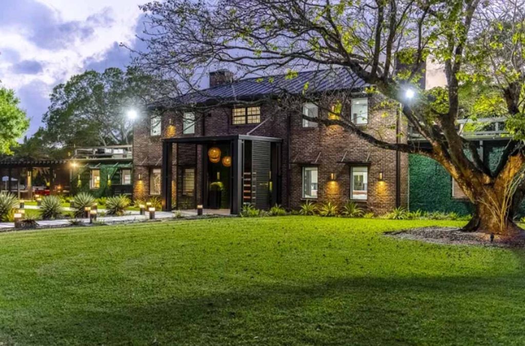 La impresionante casa de Gisele Bündchen, donde la modelo alemana se ha convertido en "granjera"