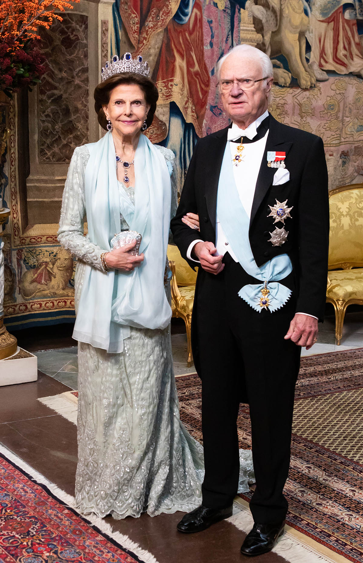 los reyes carlos gustavo y silvia de suecia en la cena de los Nobel 2023