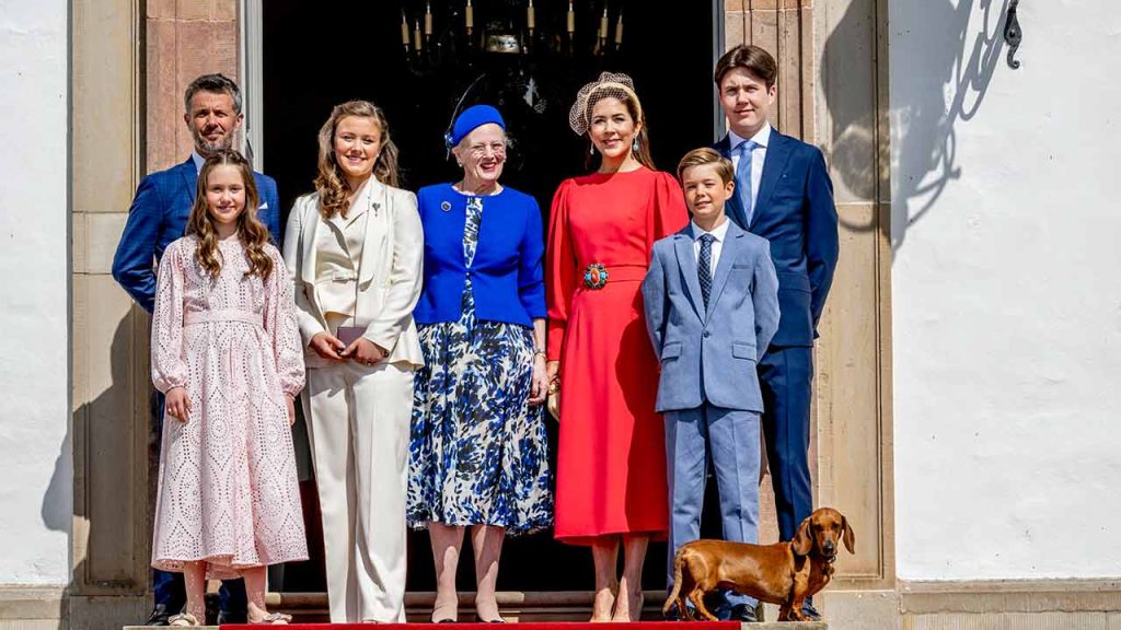 La reina Margarita reune a sus hijos y sus familia para celebrar la Navidad