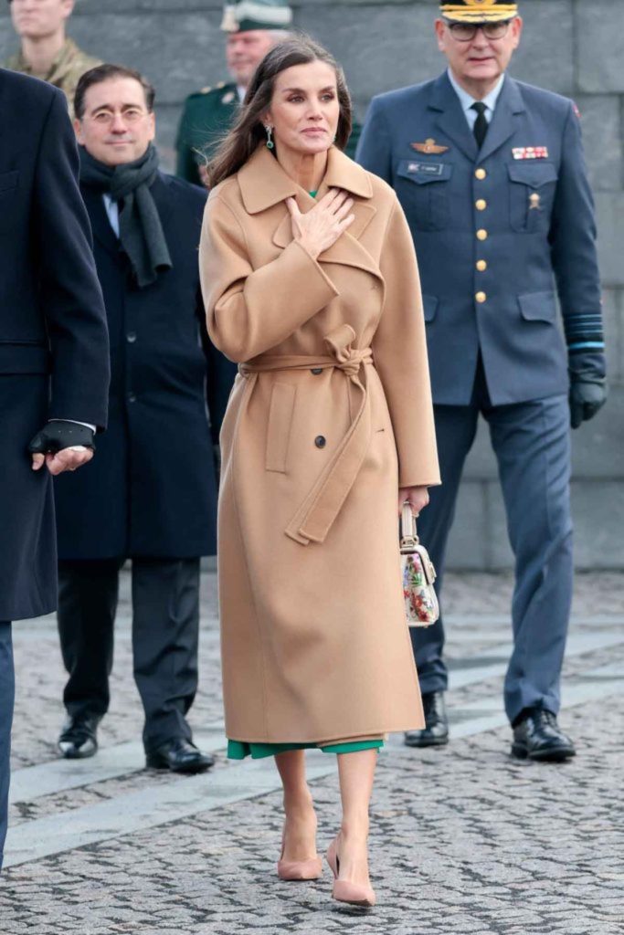 El abrigos de invierno de la Reina Letizia. 