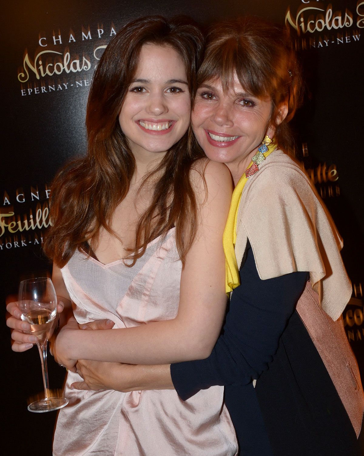 Victoria Abril y Lucie Lucas posan en abril de 2013