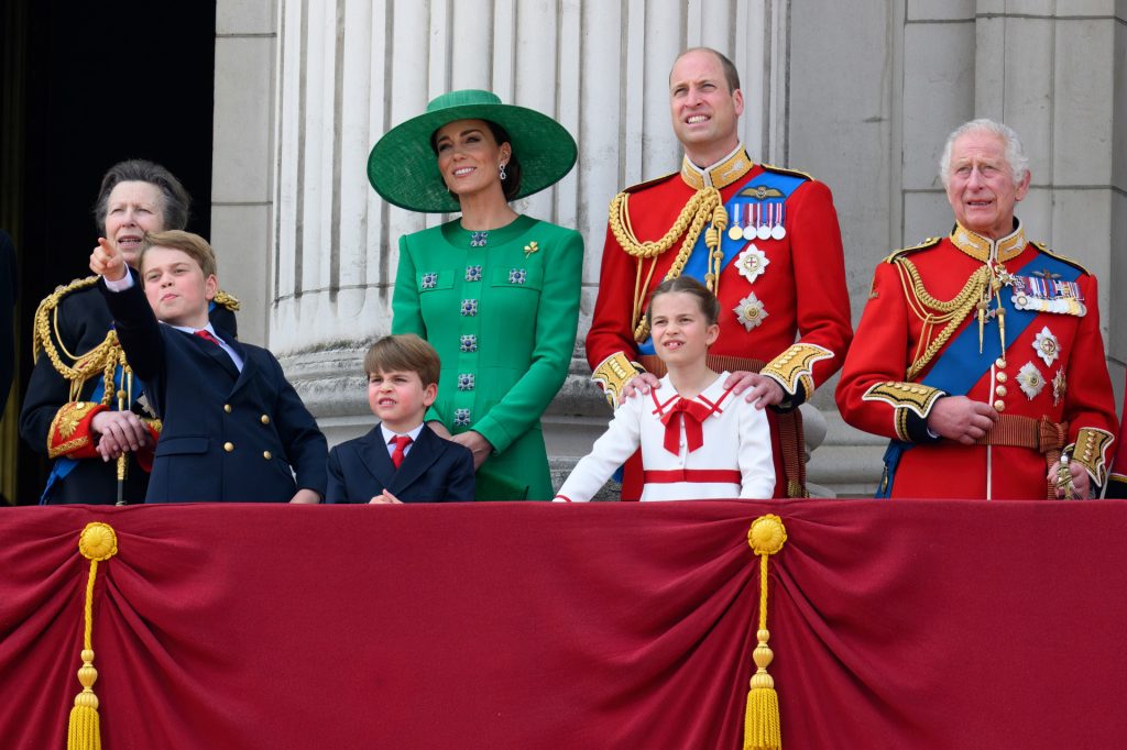 Alarma en Reino Unido: Todo lo que dice la prensa británica sobre el delicado estado de salud de Carlos III y Kate Middleton