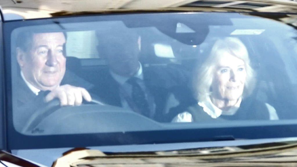 La Reina Camilla visita a Carlos III tras su operación