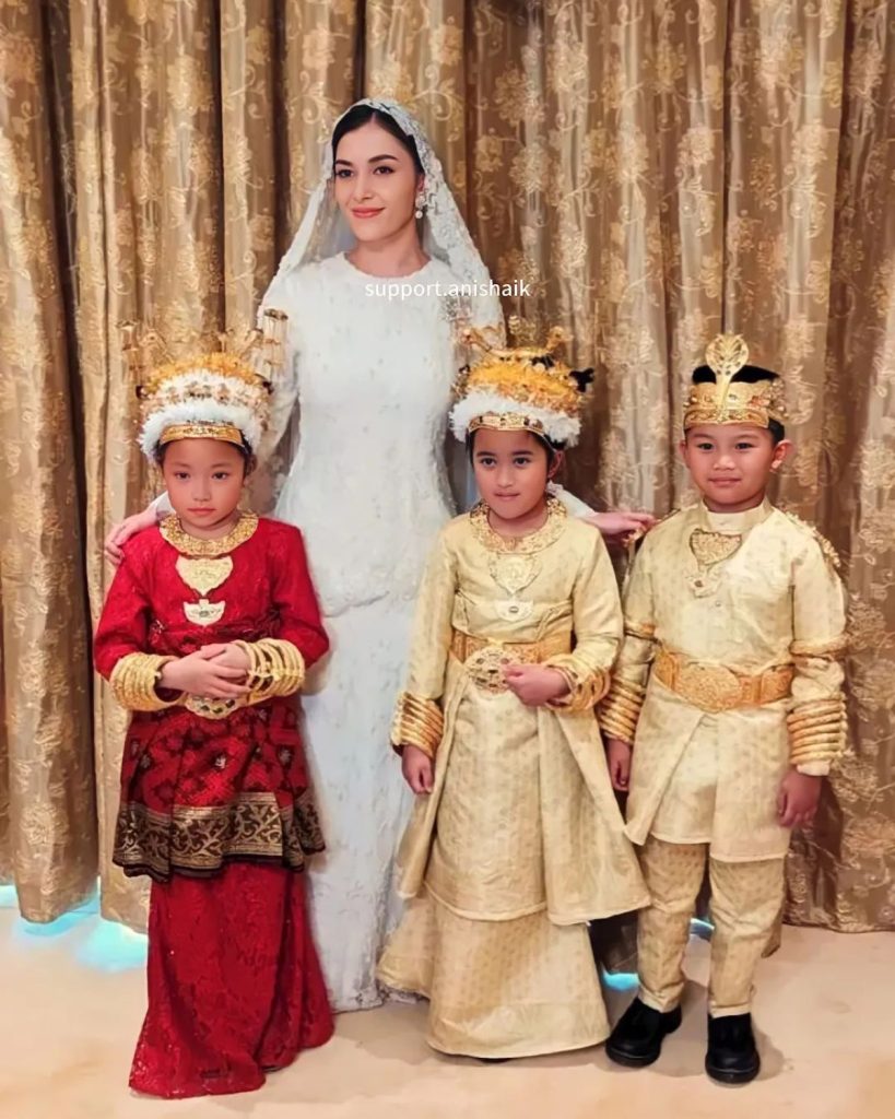 Anisha de Brunéi brilla con 5 vestidos de novia en su espectacular boda de diez días