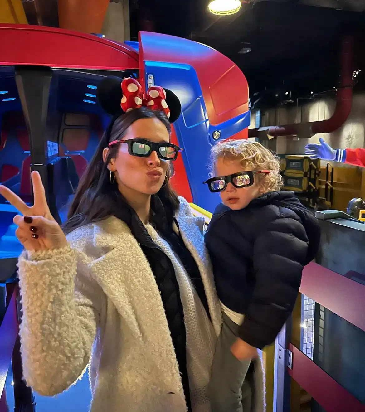 María Pombo y su hijo Martín se lo han pasado bomba en Disneyland París