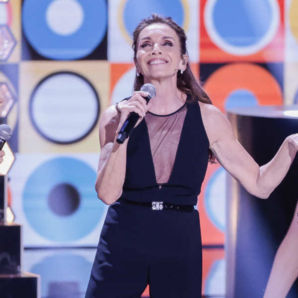 Ana Belén rinde tributo a Concha Velasco en los Goya.