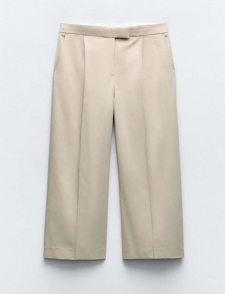 Pantalones culotte con pinzas delanteras en color beige