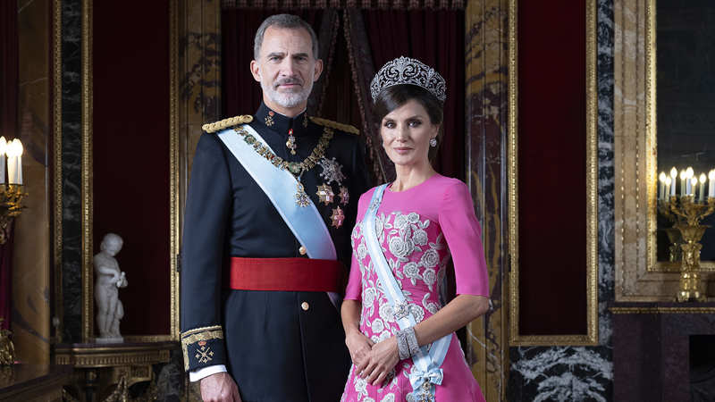 Los Reyes Felipe y Letizia hicieron un posado oficial en febrero de 2020.