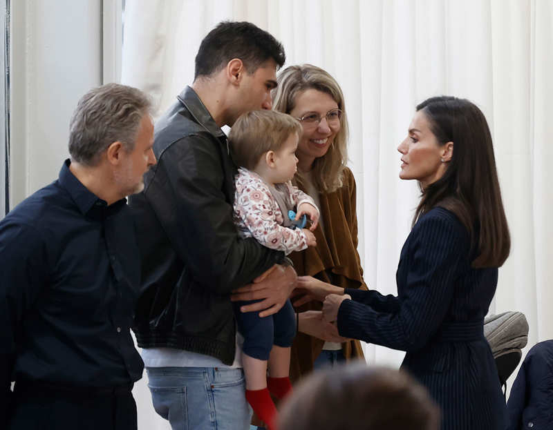 La Reina Letizia, muy empática con las familias de Valencia