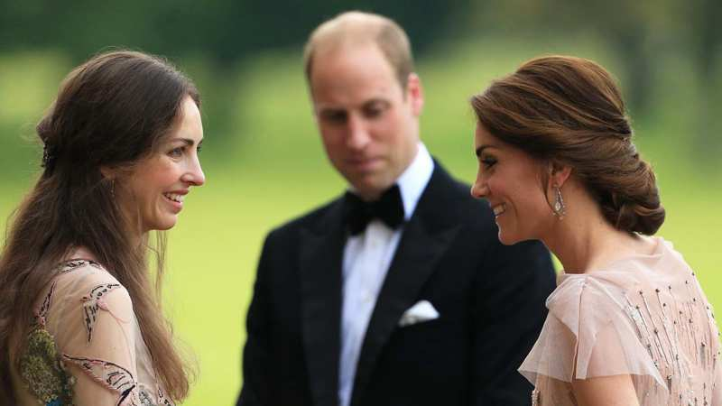 Kate Middleton junto a Guillermo y Lady Rose