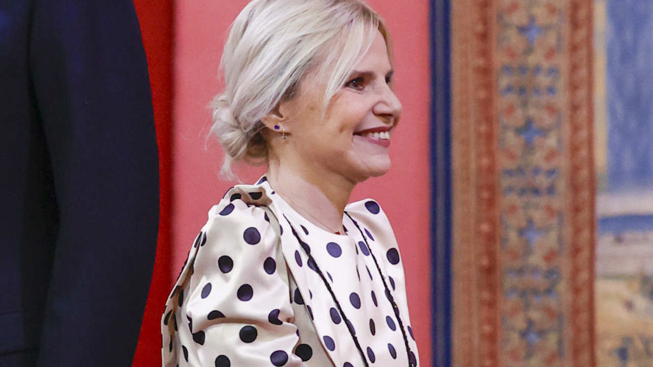 Eugenia Martínez de Irujo se viste de flamenca para su encuentro con el Rey Felipe VI