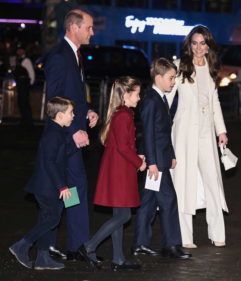 Kate Middleton y el príncipe Guillermo en compañía de sus pequeños
