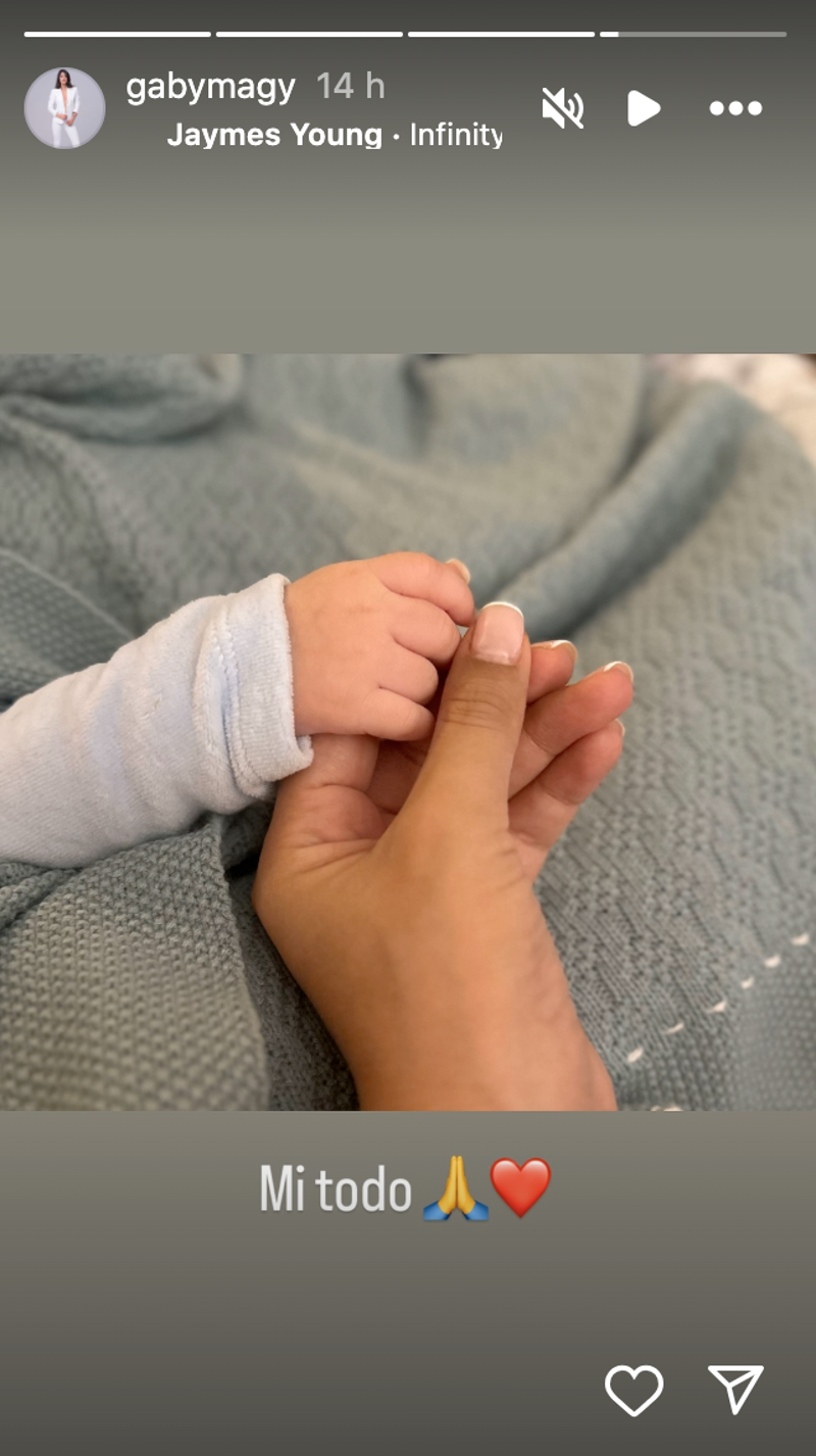 Gabriela Guillén comparte la primera imagen de su hijo