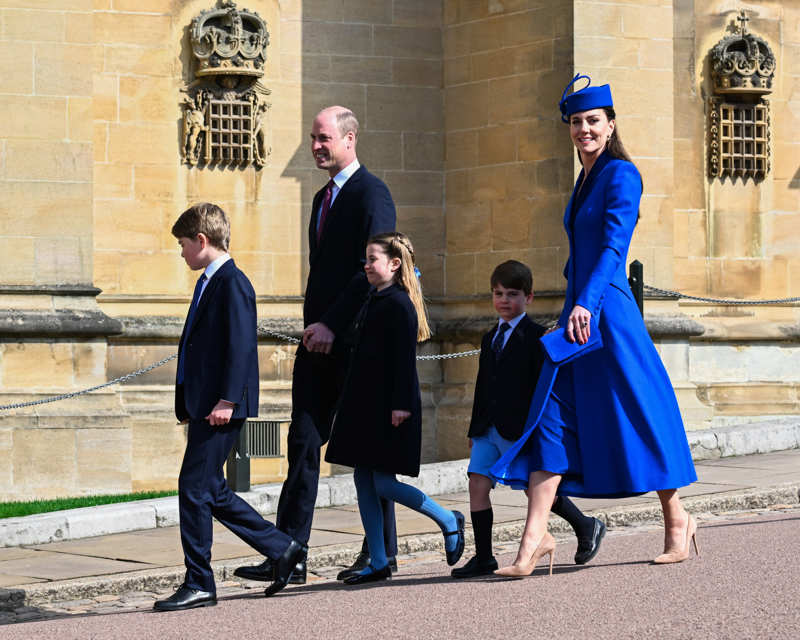 Los Príncipes de Gales junto a sus hijos, en la Misa de Pascua de 2023
