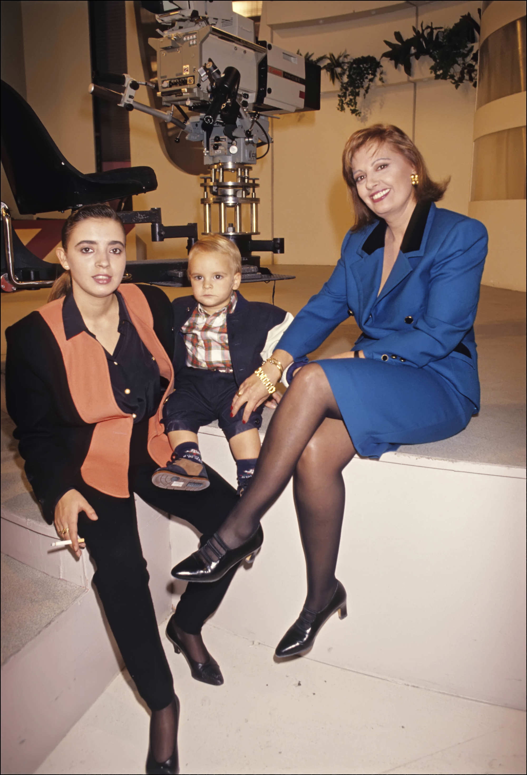 Carmen Borrego posa con su madre, María Teresa Campos. 