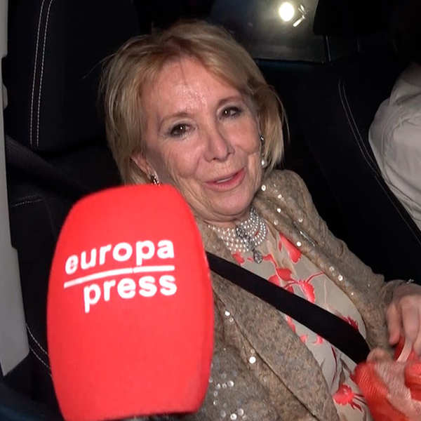 Esperanza Aguirre reaparece