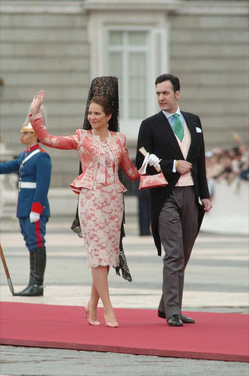 La infanta Elena y Jaime de Marichalar, en la boda de Felipe y Letizia en 2004
