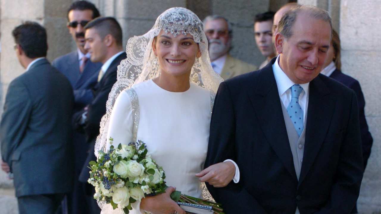 José Manuel Ponte y su hija, Laura Ponte, en el día de la boda de la modelo, en 2004