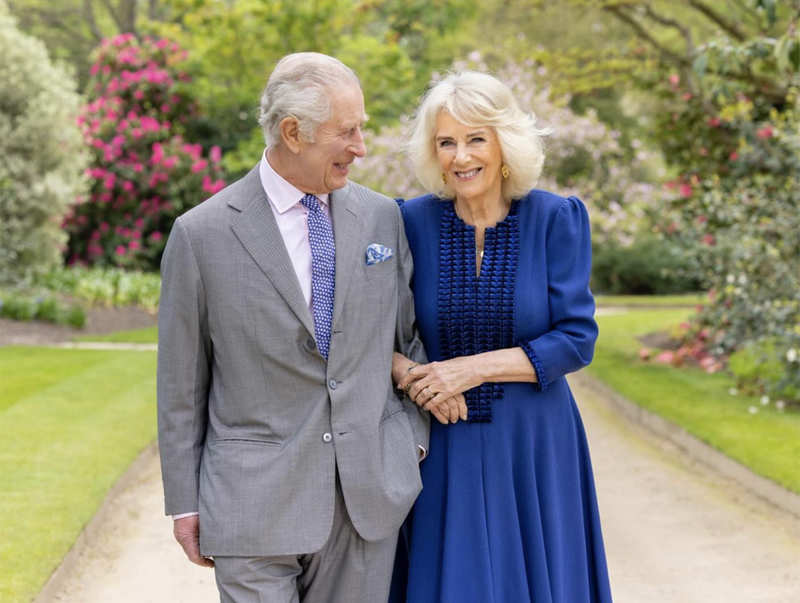 El Rey Carlos y Camilla, muy sonrientes