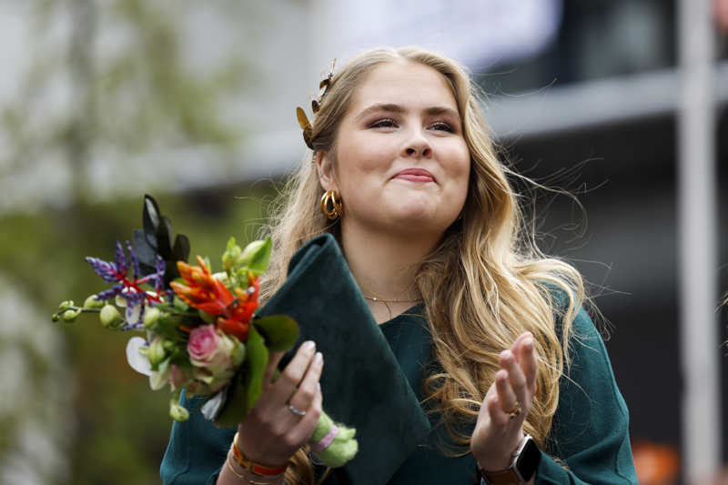 Amalia de Holanda en el Día del Rey