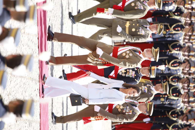 La Reina Letizia en la jura de bandera de Felipe VI. 