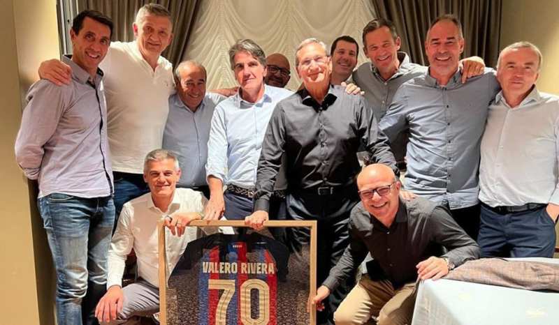 Iñaki Urdangarin junto a sus compañeros de balonmano