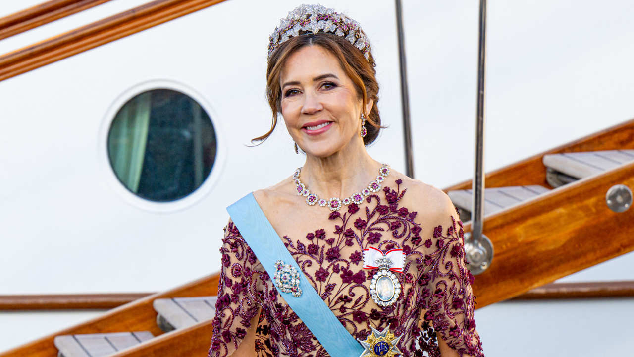 La significativa tiara que ha elegido Mary de Dinamarca para su primera cena de gala como Reina con guiño a Federico 