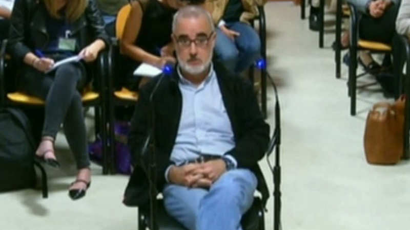 Alfonso Basterra vive en una celda de menos de 6 metros cuadrados