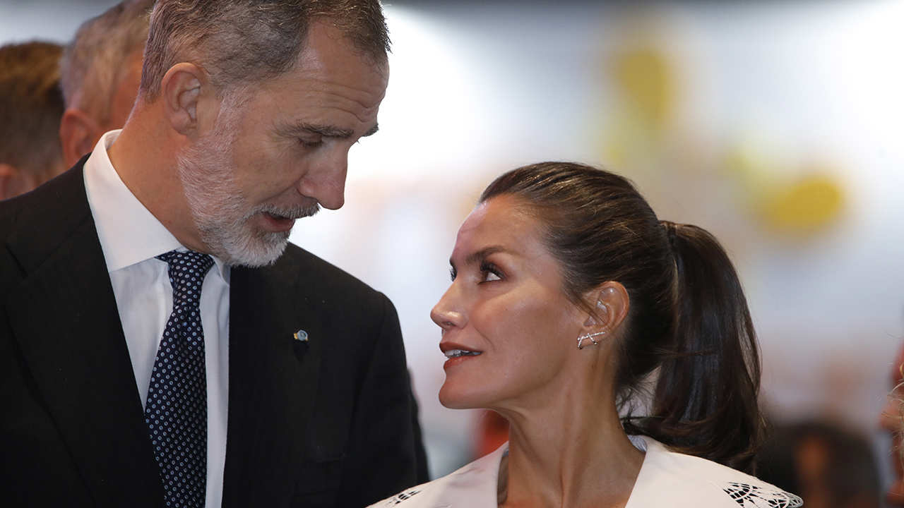 Los Reyes Felipe y Letizia románticos