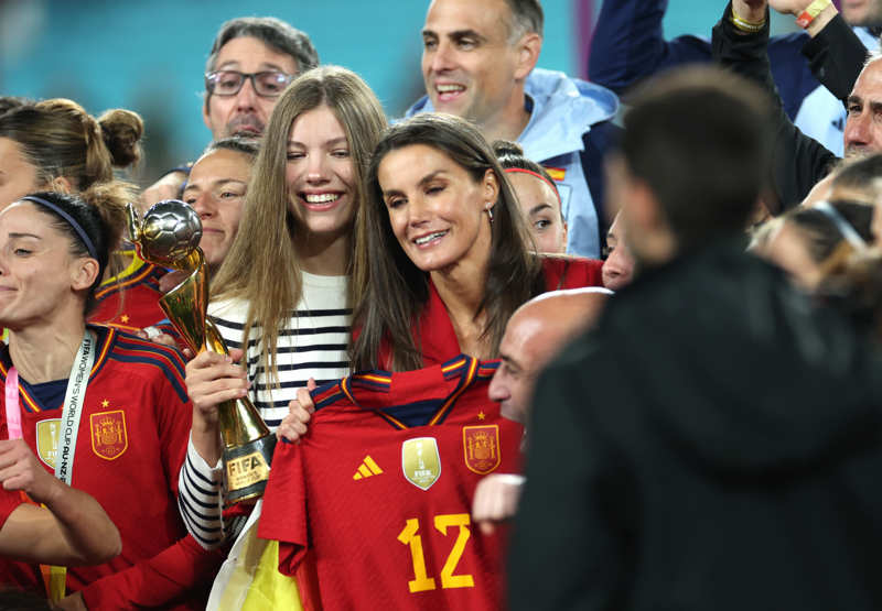 La Reina y la infanta Sofía, en la final del Mundial de la Selección española femenina